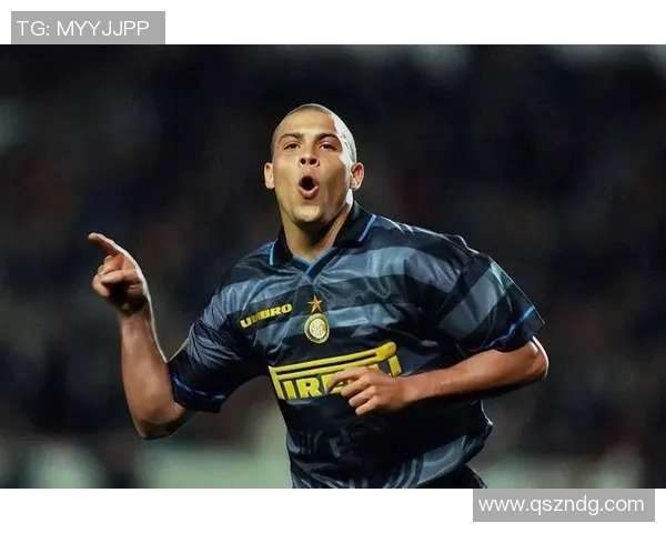 足坛历史十大传奇球员盘点及其影响力解析